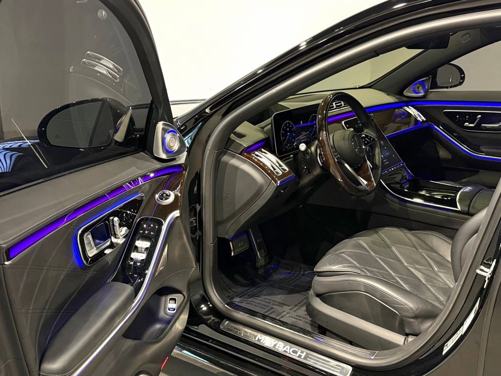 Used 2021 Mercedes-Benz Maybach S 580 4MATIC image 28