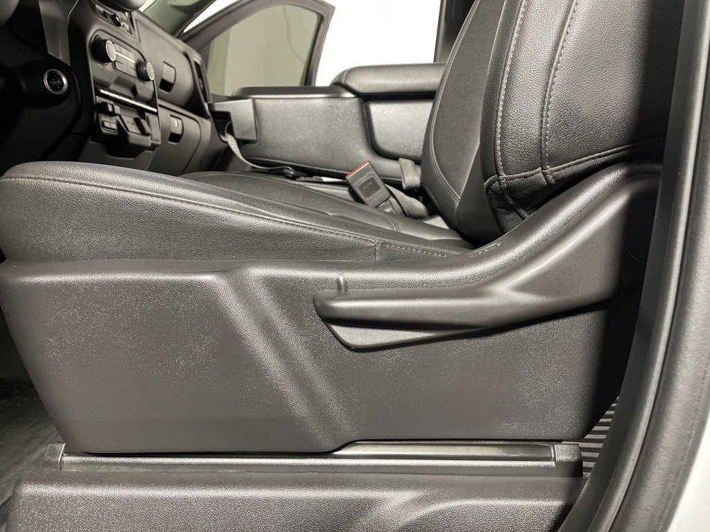 Used 2025 Chevrolet Silverado 3500 W/T image 11