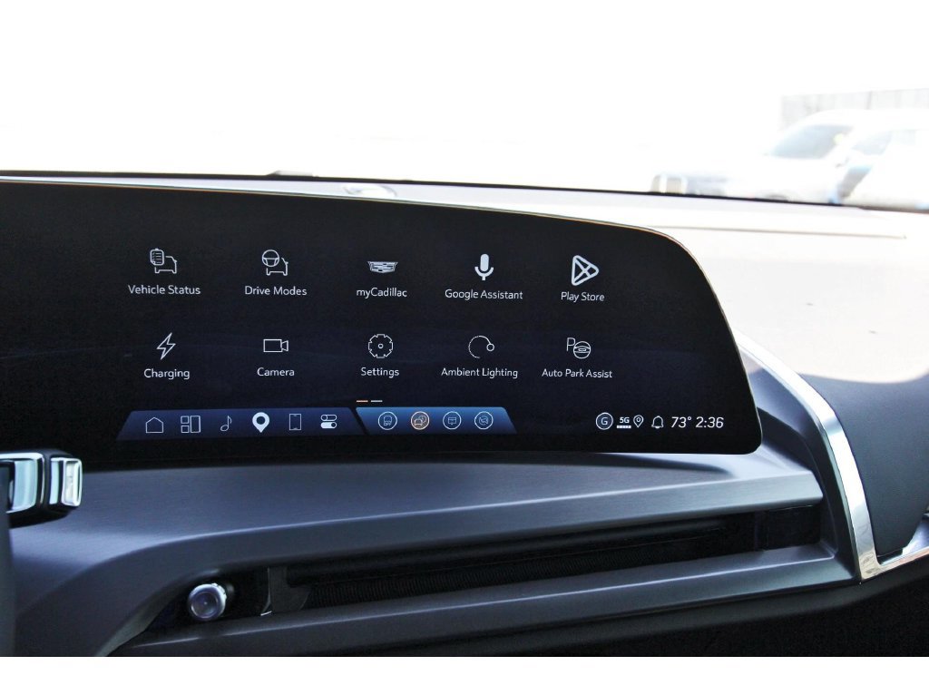 New 2027 Cadillac Vistiq Luxury AWD/4WD image 17