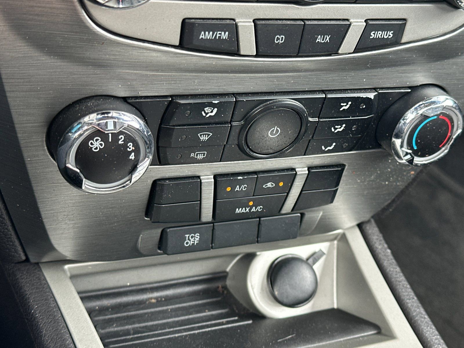 Used 2012 Ford Fusion SE FWD image 17