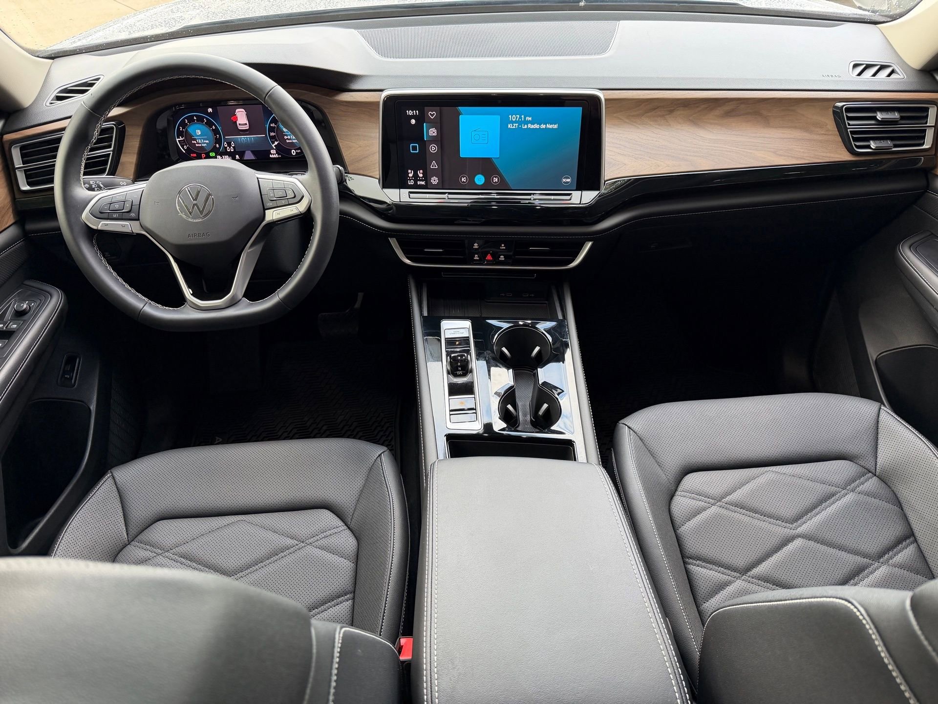 Certified 2026 Volkswagen Atlas SE FWD image 28