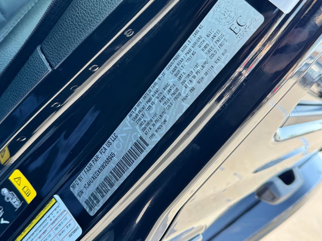 Used 2022 Jeep Wrangler Unlimited Sahara image 31