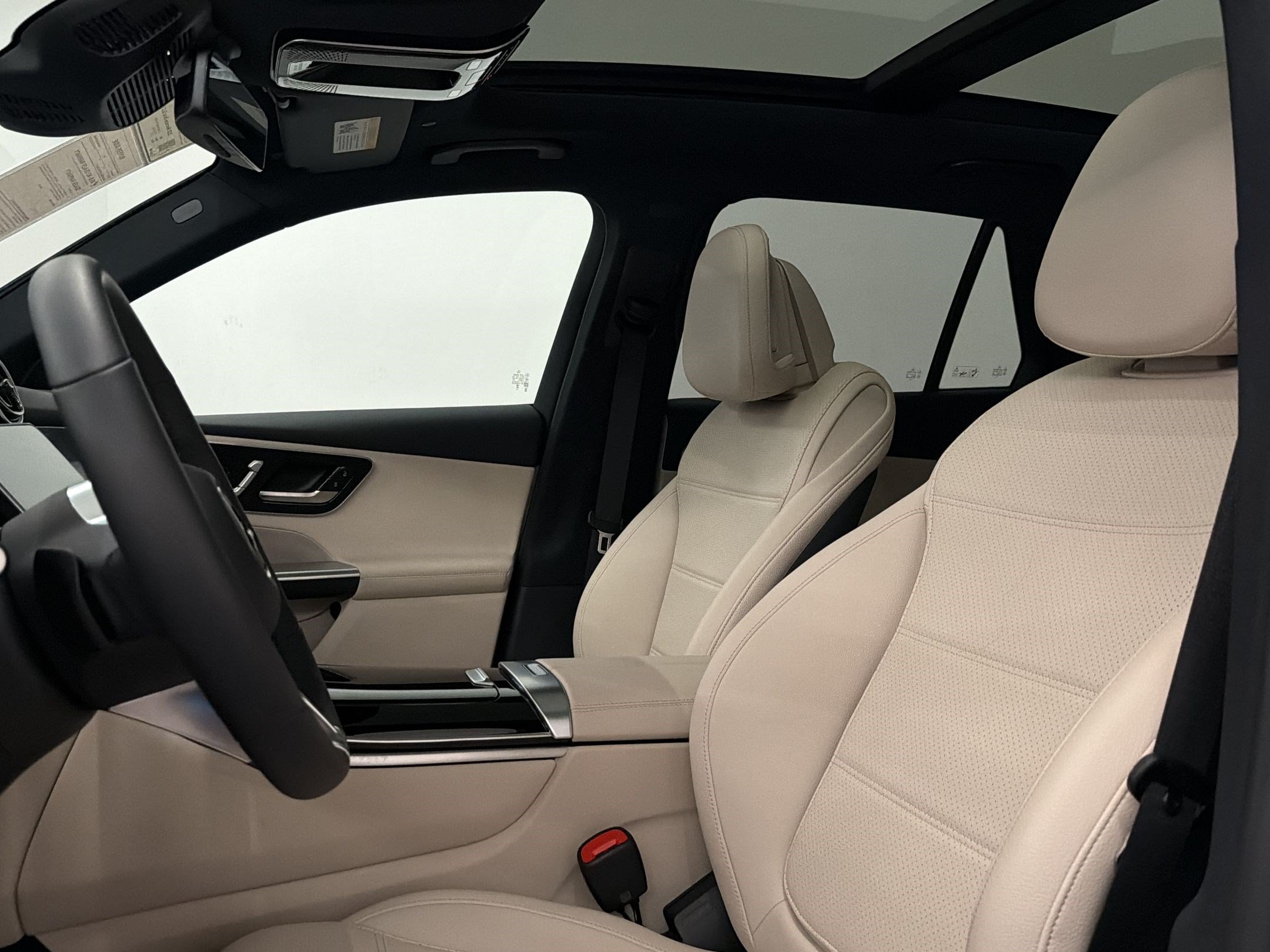 Certified 2026 Mercedes-Benz GLC 300 image 13
