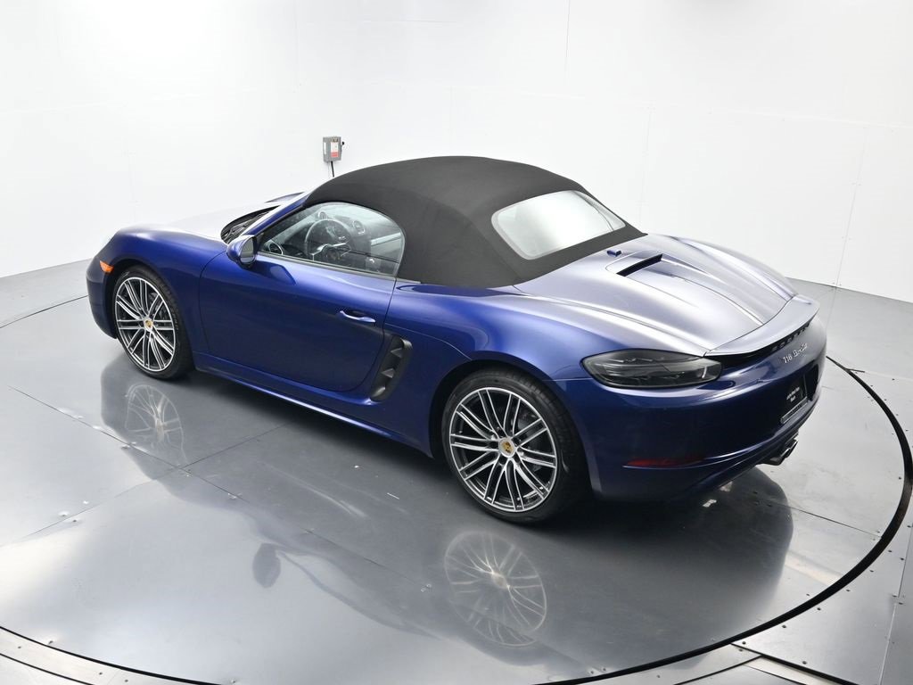 Used 2025 Porsche 718 Boxster image 30