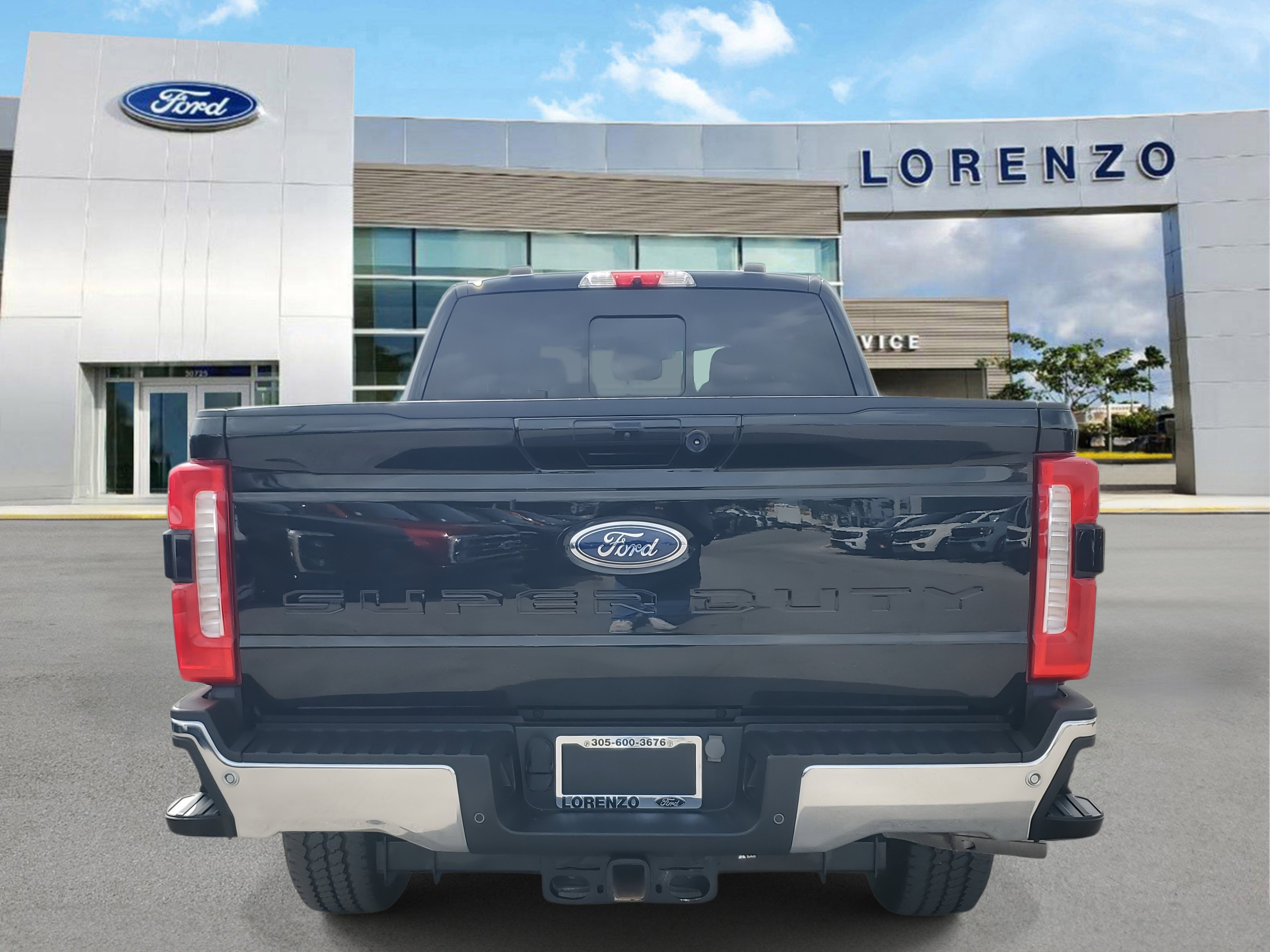 Used 2023 Ford F250 Lariat image 6