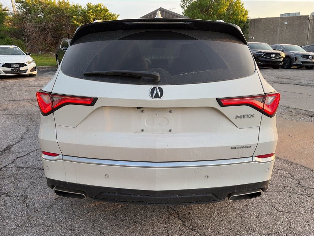 Used 2023 Acura MDX SH-AWD w/ Advance Package image 6