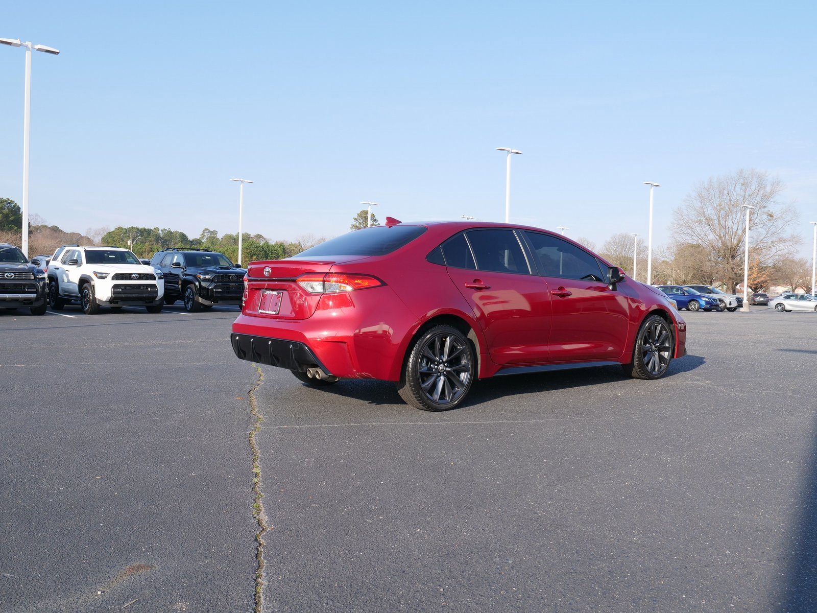 Used 2023 Toyota Corolla SE w/ SE Premium Package image 4