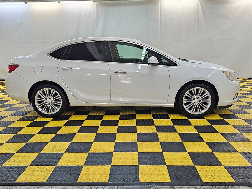 Used 2014 Buick Verano image 2