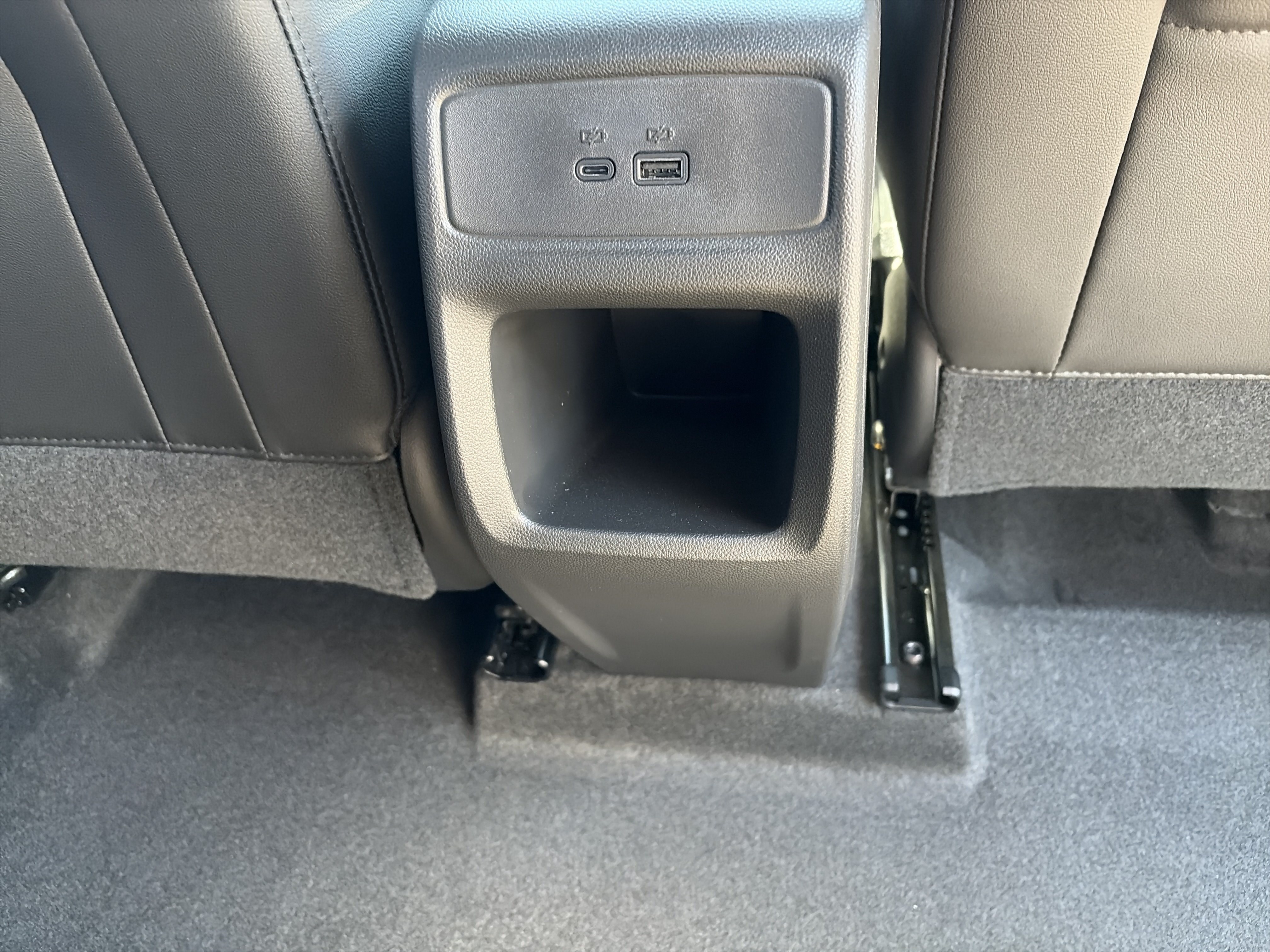 Used 2026 Chevrolet Trax RS w/ Sunroof Package FWD image 14