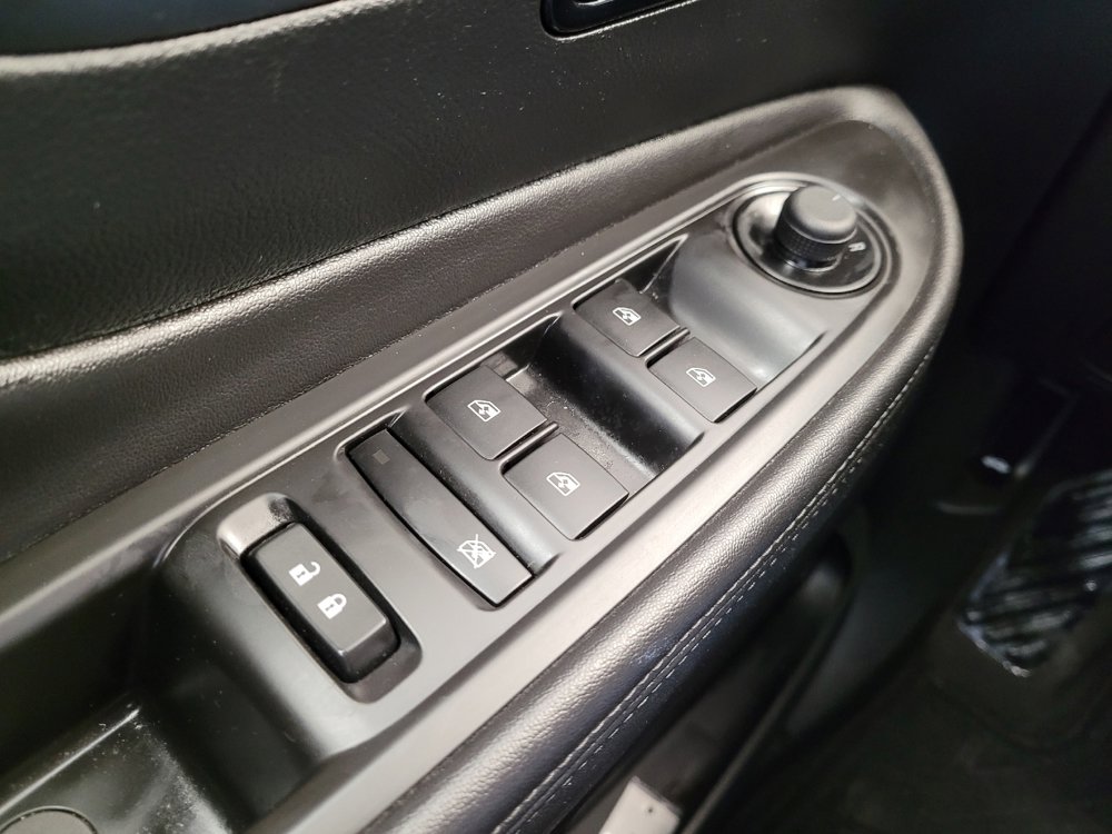 Used 2018 Buick Encore Essence AWD/4WD image 27