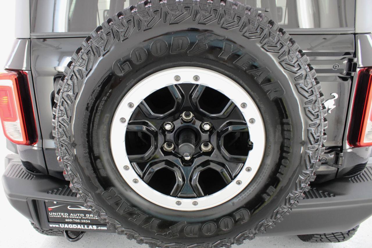 Used 2022 Ford Bronco Black Diamond w/ Sasquatch Package AWD/4WD image 26