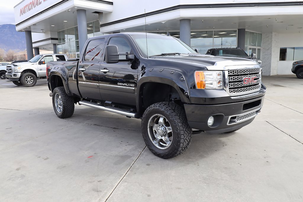 Used 2011 GMC Sierra 3500 Denali image 8