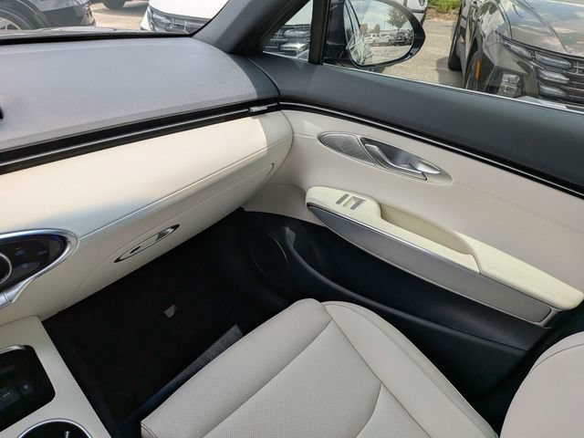 Used 2025 Genesis Electrified GV70 AWD/4WD image 20