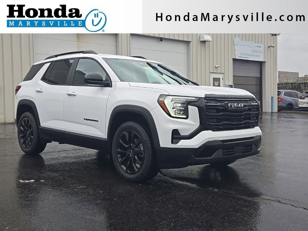 Used 2026 GMC Terrain Elevation w/ Elevation Premium Package image 1