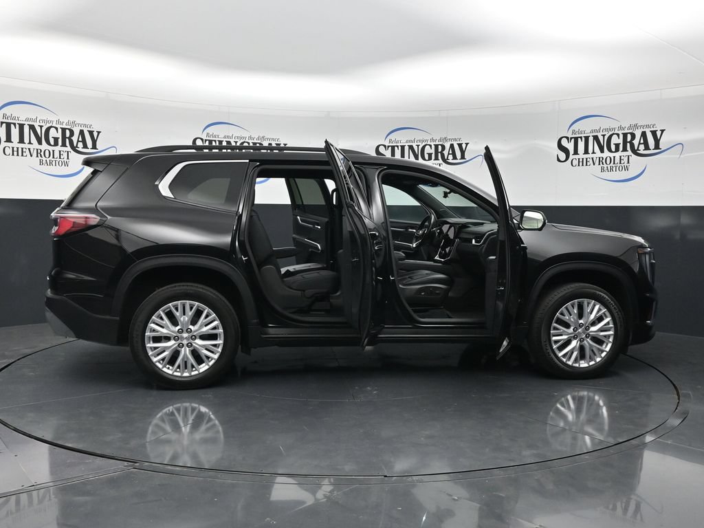 Certified 2026 GMC Acadia Elevation w/ Elevation Premium Package FWD image 39