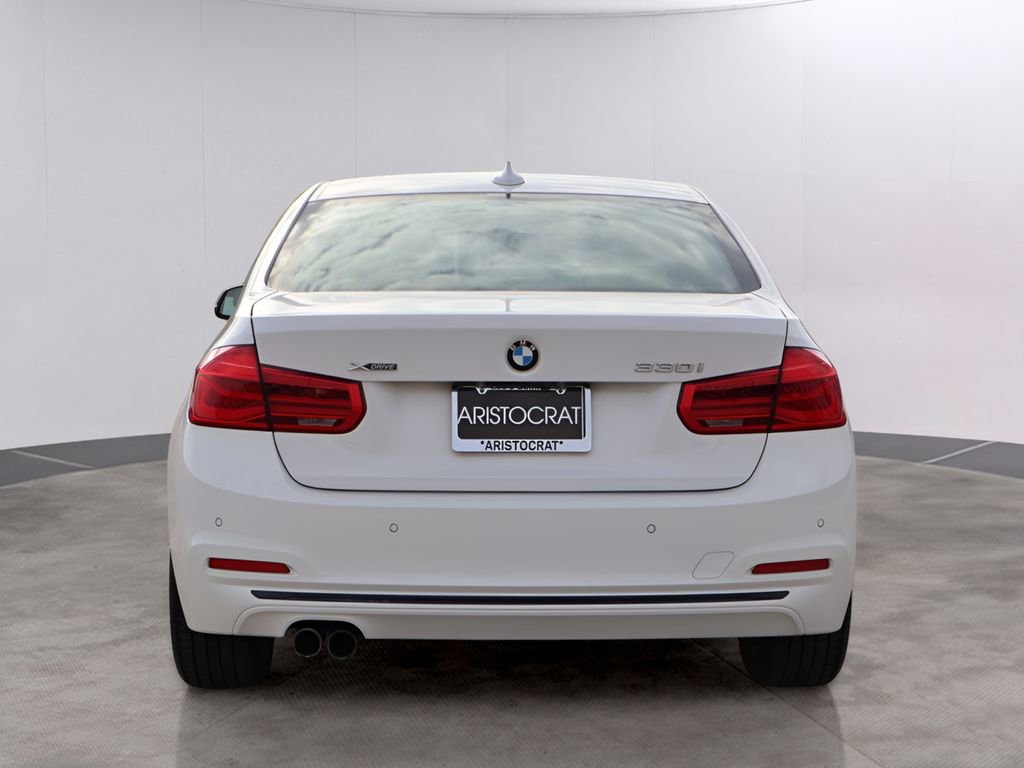 Used 2017 BMW 330i xDrive Sedan image 27