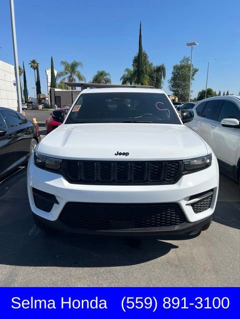 Used 2023 Jeep Grand Cherokee Altitude AWD/4WD video 1