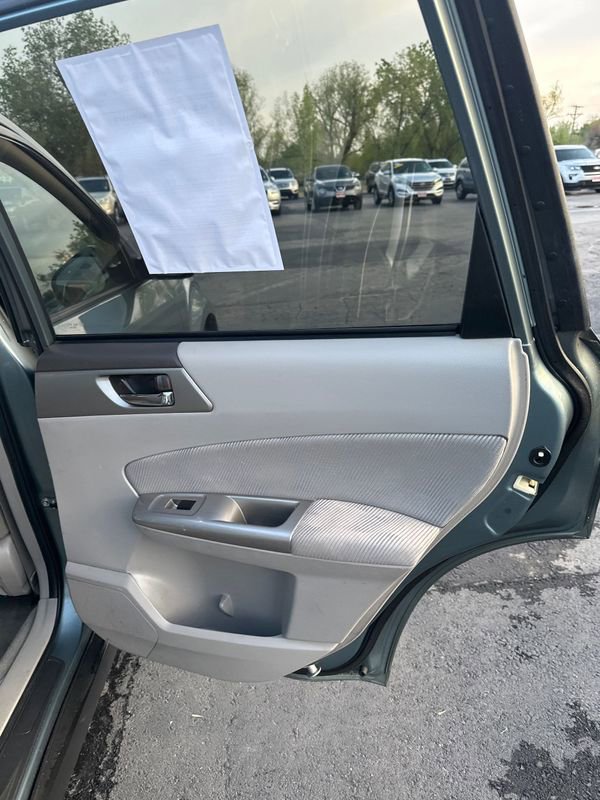 Used 2010 Subaru Forester 2.5X Premium AWD/4WD image 11