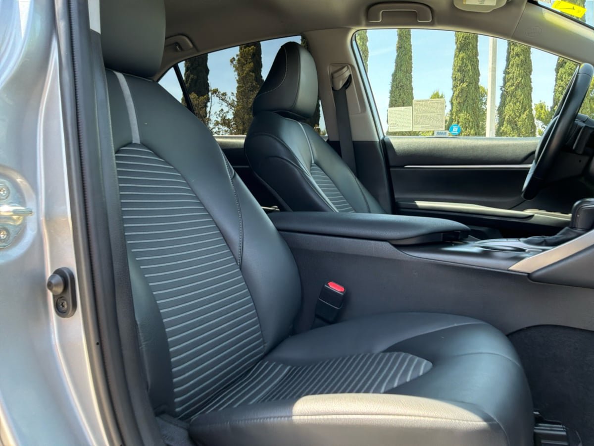 Used 2024 Toyota Camry SE FWD image 20