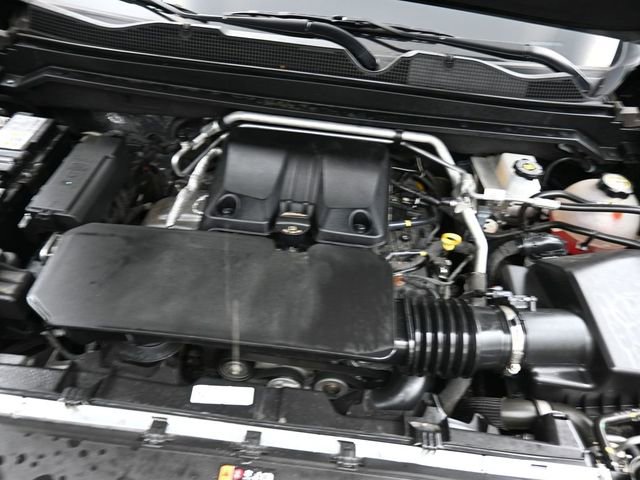 Used 2024 Chevrolet Colorado Trail Boss w/ Advanced Trailering Package AWD/4WD image 30