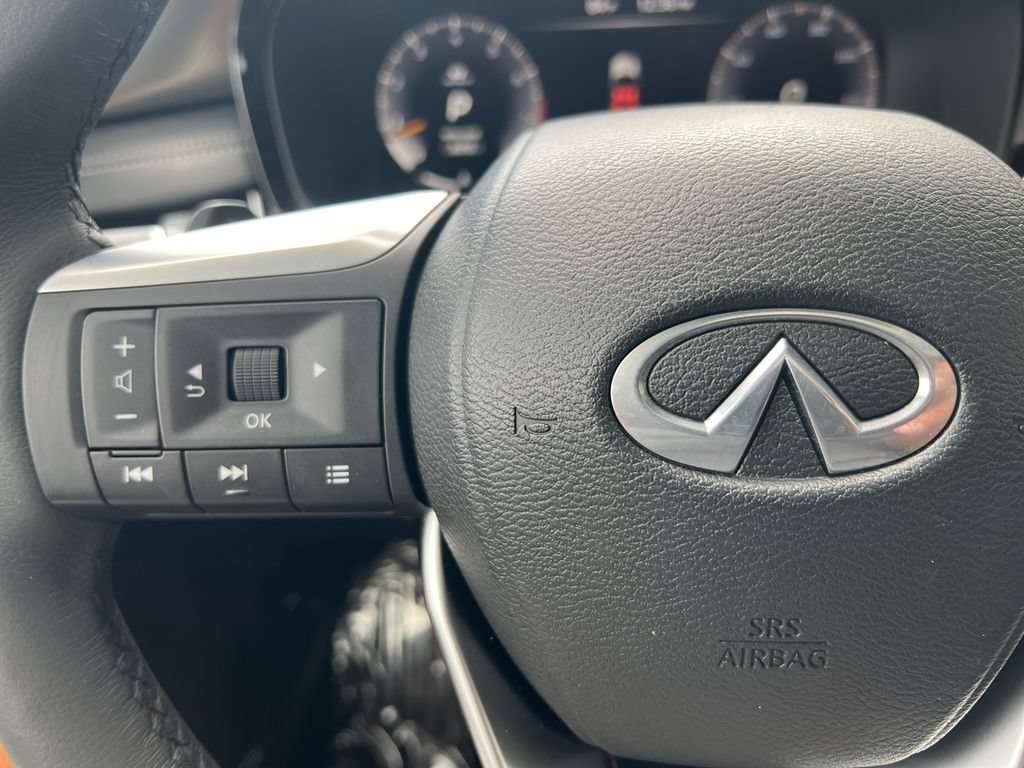 Used 2023 INFINITI QX60 Luxe w/ Performance Audio Package AWD/4WD image 26