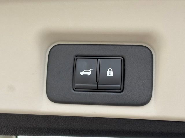 Used 2024 Nissan Ariya FWD image 23