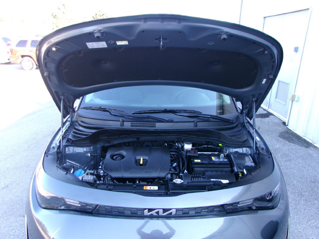 Used 2025 Kia Soul EX FWD image 6
