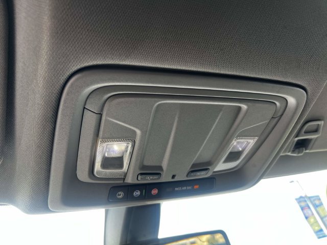 Used 2020 Chevrolet Silverado 1500 Custom w/ Custom Value Package AWD/4WD image 28