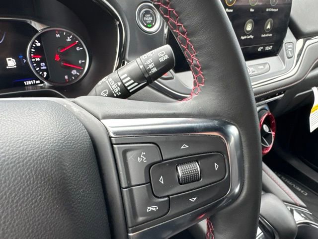 Used 2025 Chevrolet Blazer RS w/ Enhanced Convenience Package AWD/4WD image 16