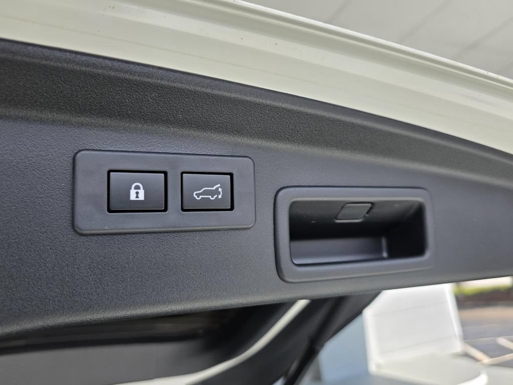 New 2026 Subaru Outback Limited AWD/4WD image 16