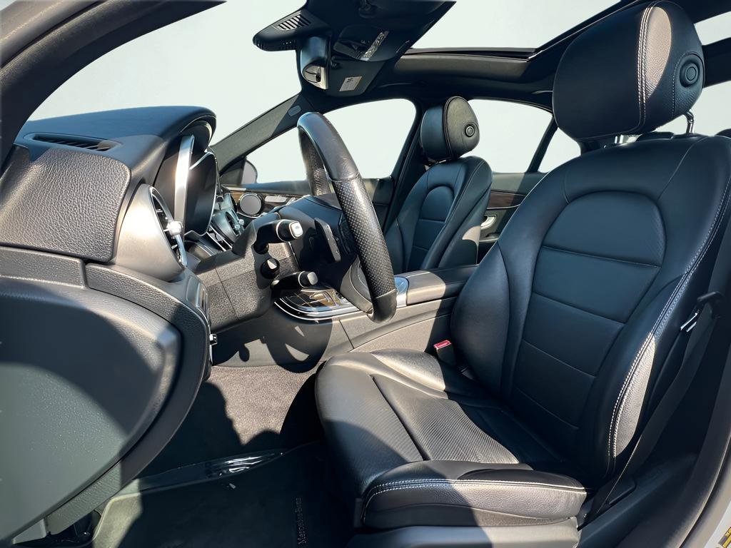 Used 2018 Mercedes-Benz C 300 Sedan image 17