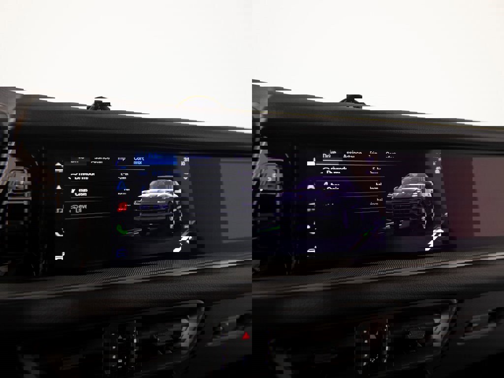 New 2026 Porsche Cayenne S image 25