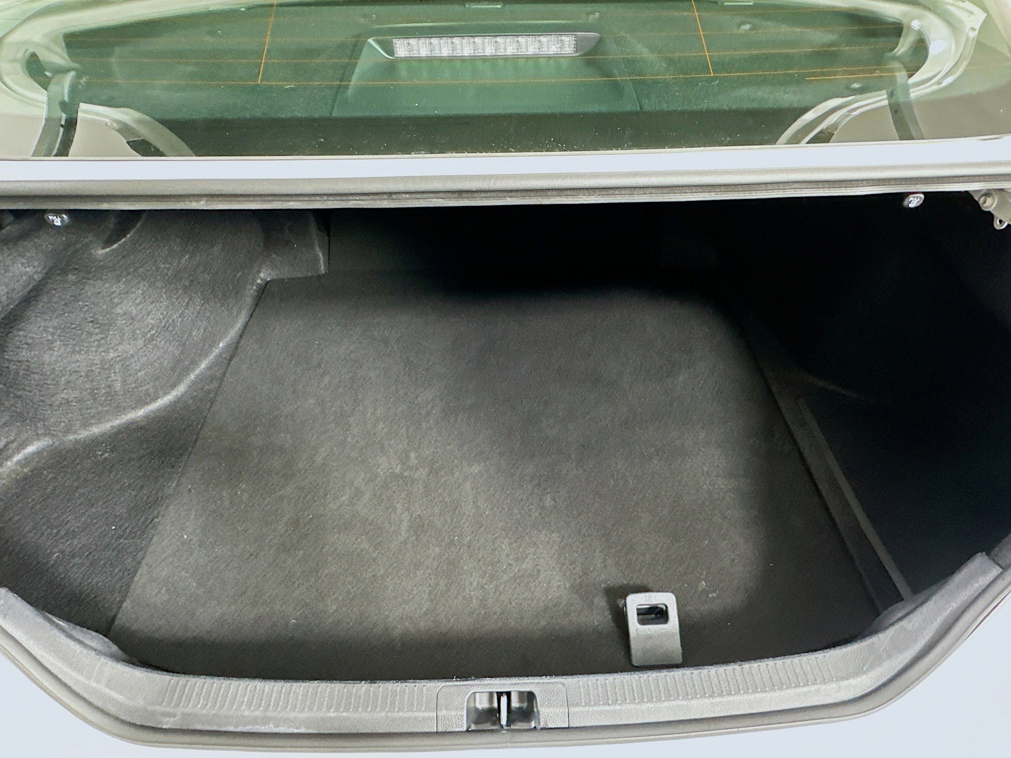 Used 2025 Toyota Camry LE image 28