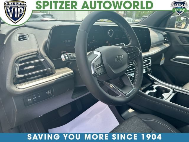 New 2027 Chevrolet Traverse LT w/ Midnight/Sport Edition FWD image 11