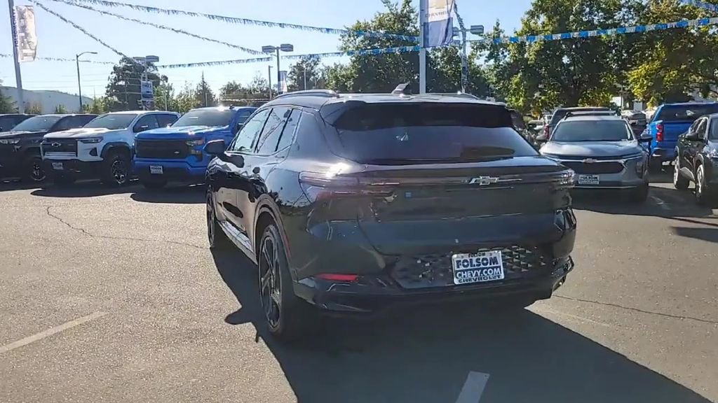 New 2026 Chevrolet Equinox EV RS image 7