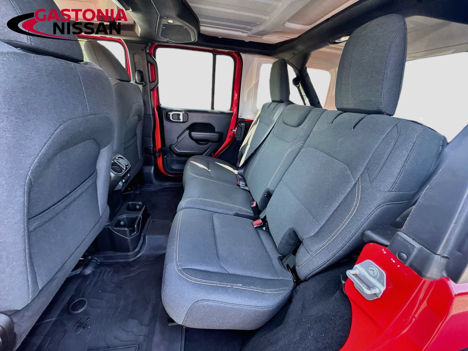Used 2025 Jeep Wrangler Unlimited Sport AWD/4WD image 31