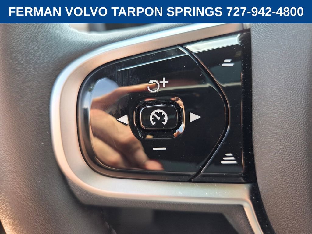 New 2026 Volvo XC90 B6 Plus w/ Protection Package Premier image 30