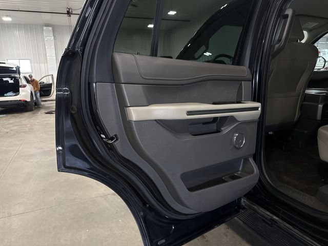 Used 2019 Ford Expedition XLT AWD/4WD image 27