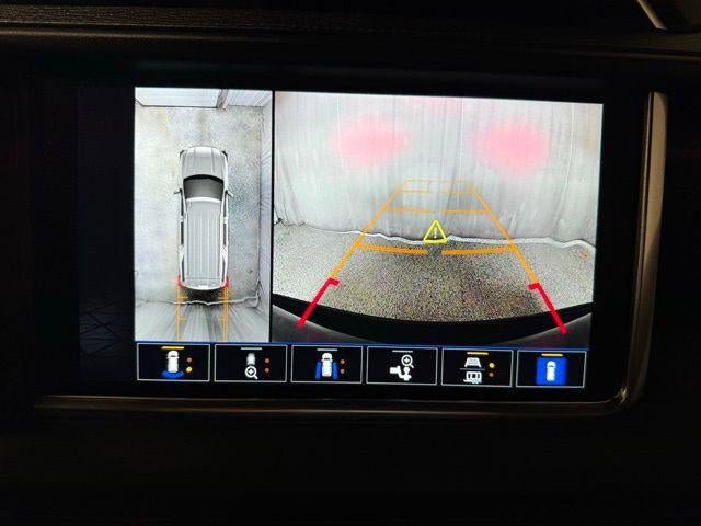 Used 2023 GMC Yukon Denali image 16