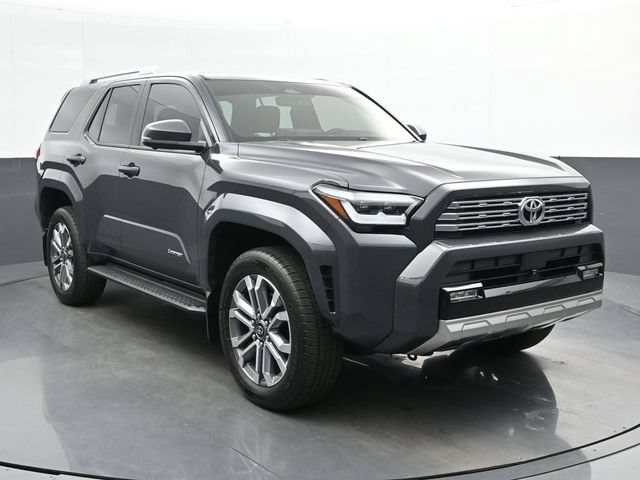 Used 2025 Toyota 4Runner Limited AWD/4WD image 2