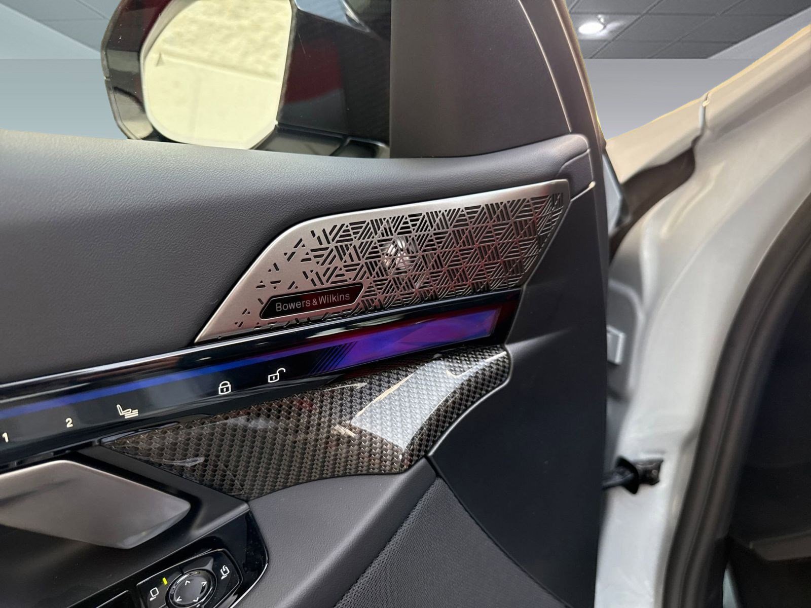 New 2026 BMW M5 w/ Carbon Package image 23