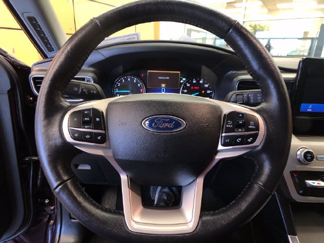 Certified 2023 Ford Explorer XLT w/ Equipment Group 202A AWD/4WD image 13