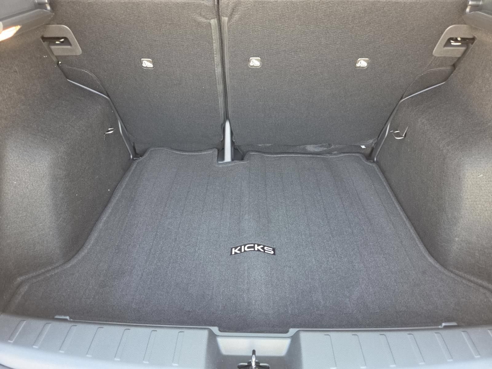 New 2027 Nissan Kicks S FWD image 11
