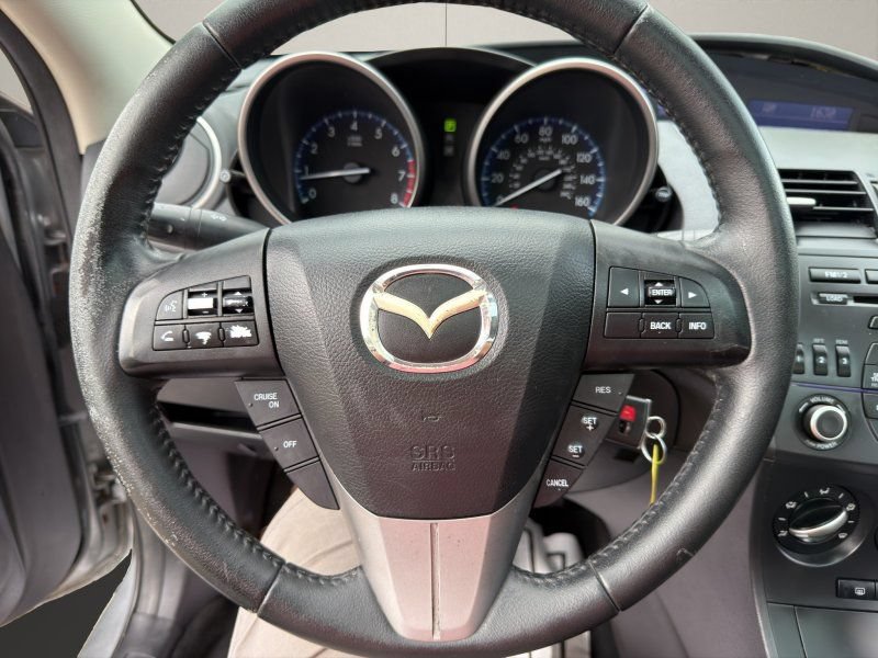 Used 2012 MAZDA MAZDA3 i Touring FWD image 14