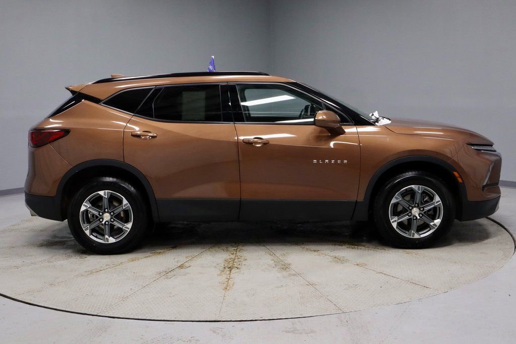 Used 2023 Chevrolet Blazer LT w/ Convenience Package image 12