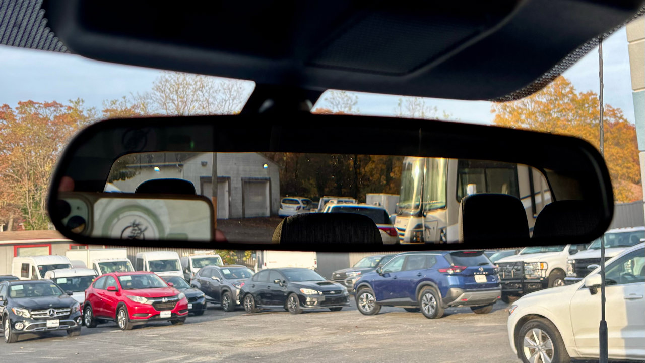 Used 2025 Ford F350 XLT image 25