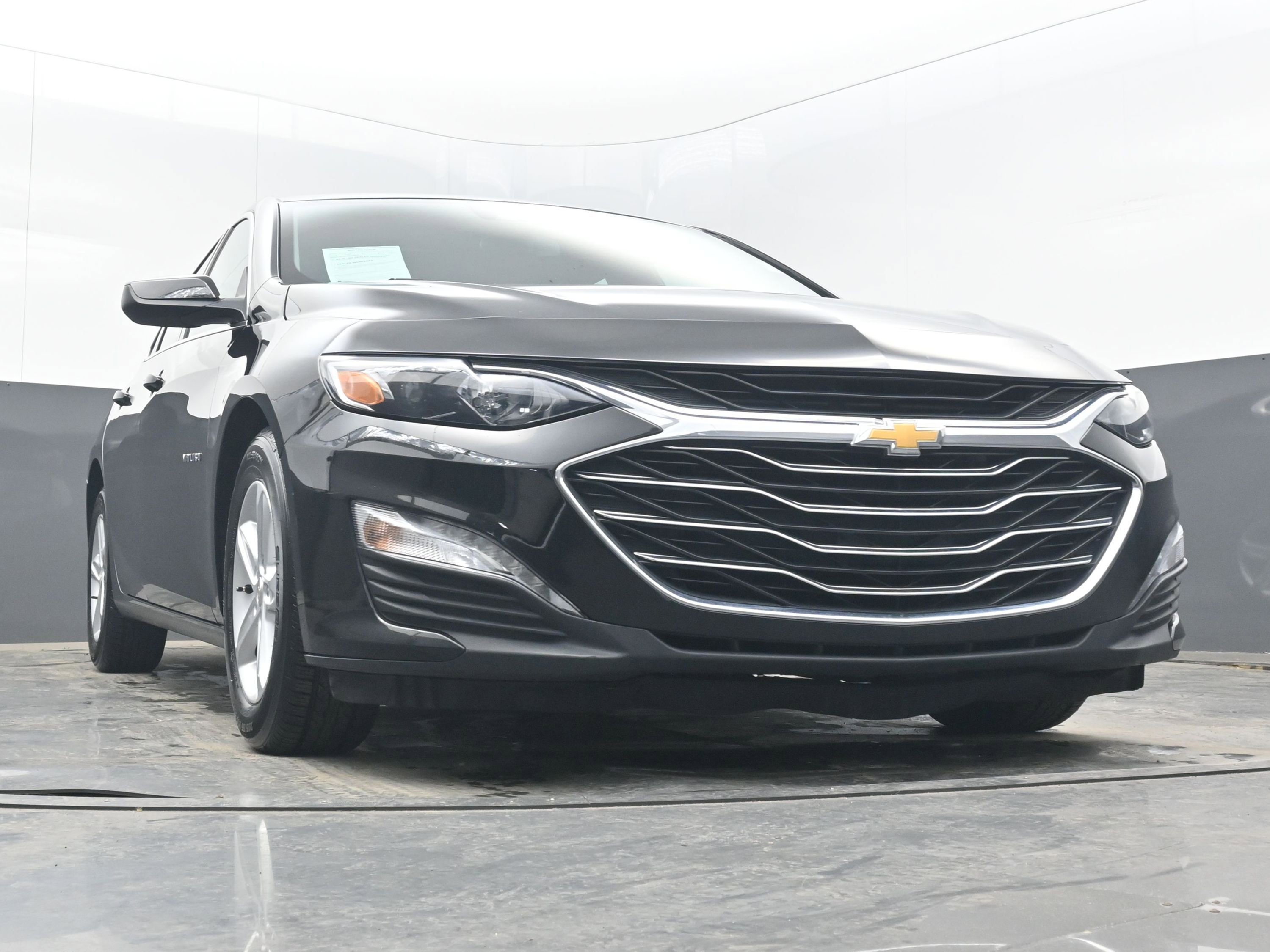Used 2024 Chevrolet Malibu LT image 23