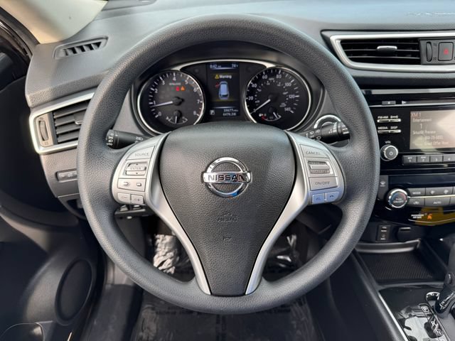 Used 2016 Nissan Rogue SV AWD/4WD image 18