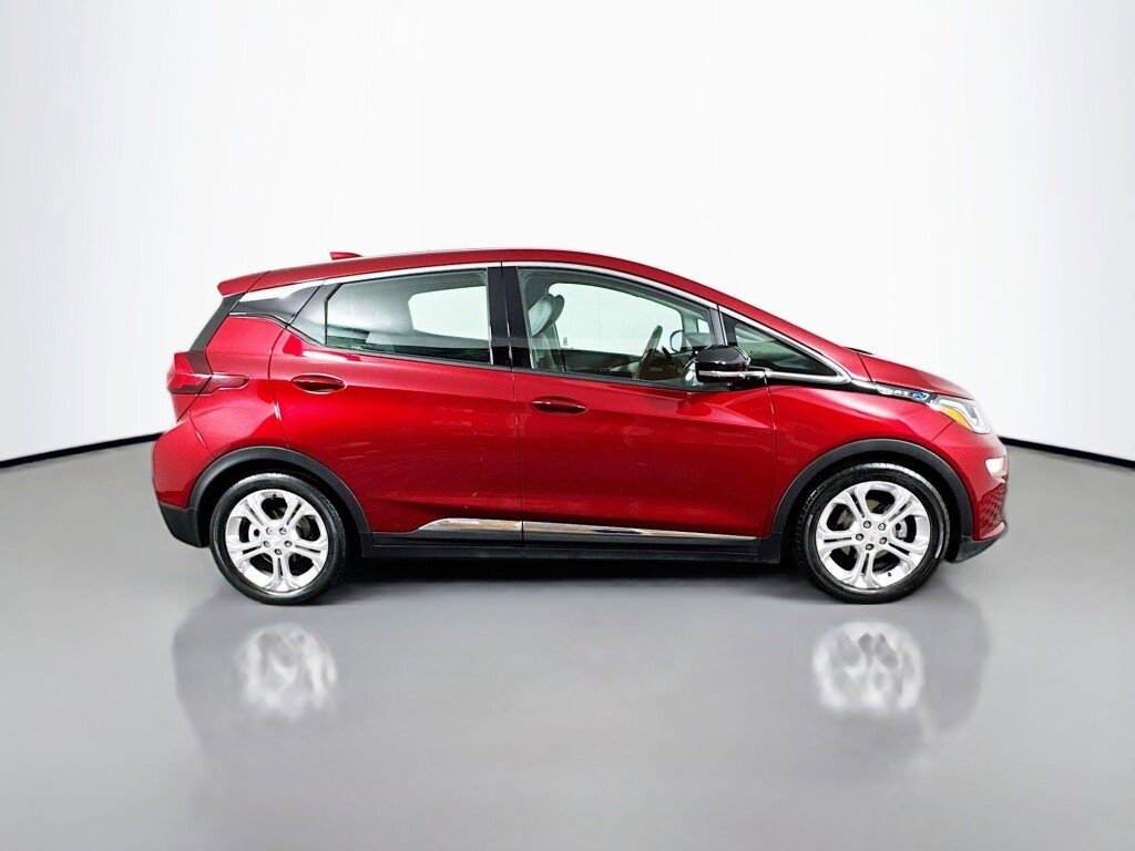 Used 2021 Chevrolet Bolt LT image 6