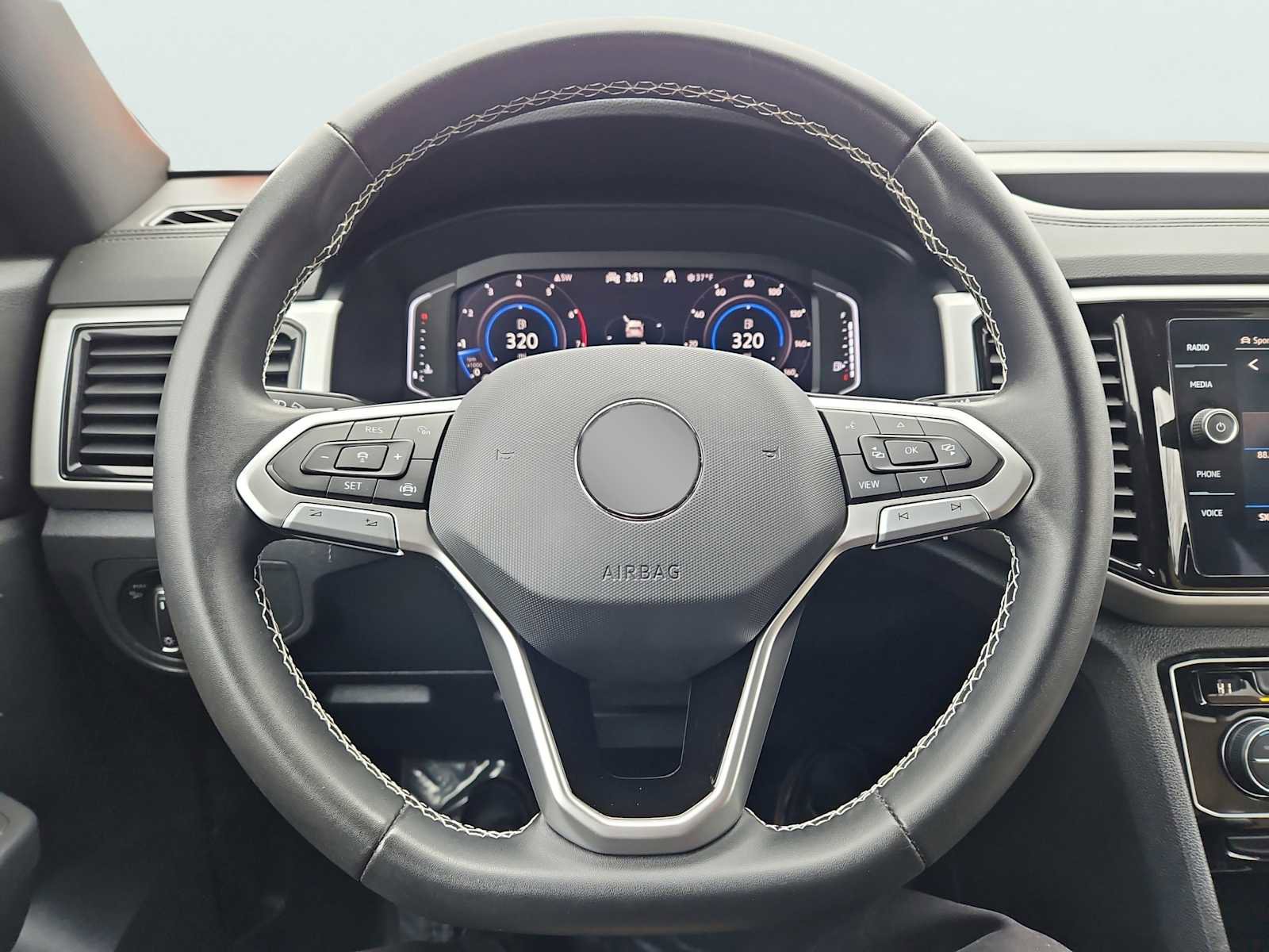 Used 2023 Volkswagen Atlas Cross Sport SE image 29